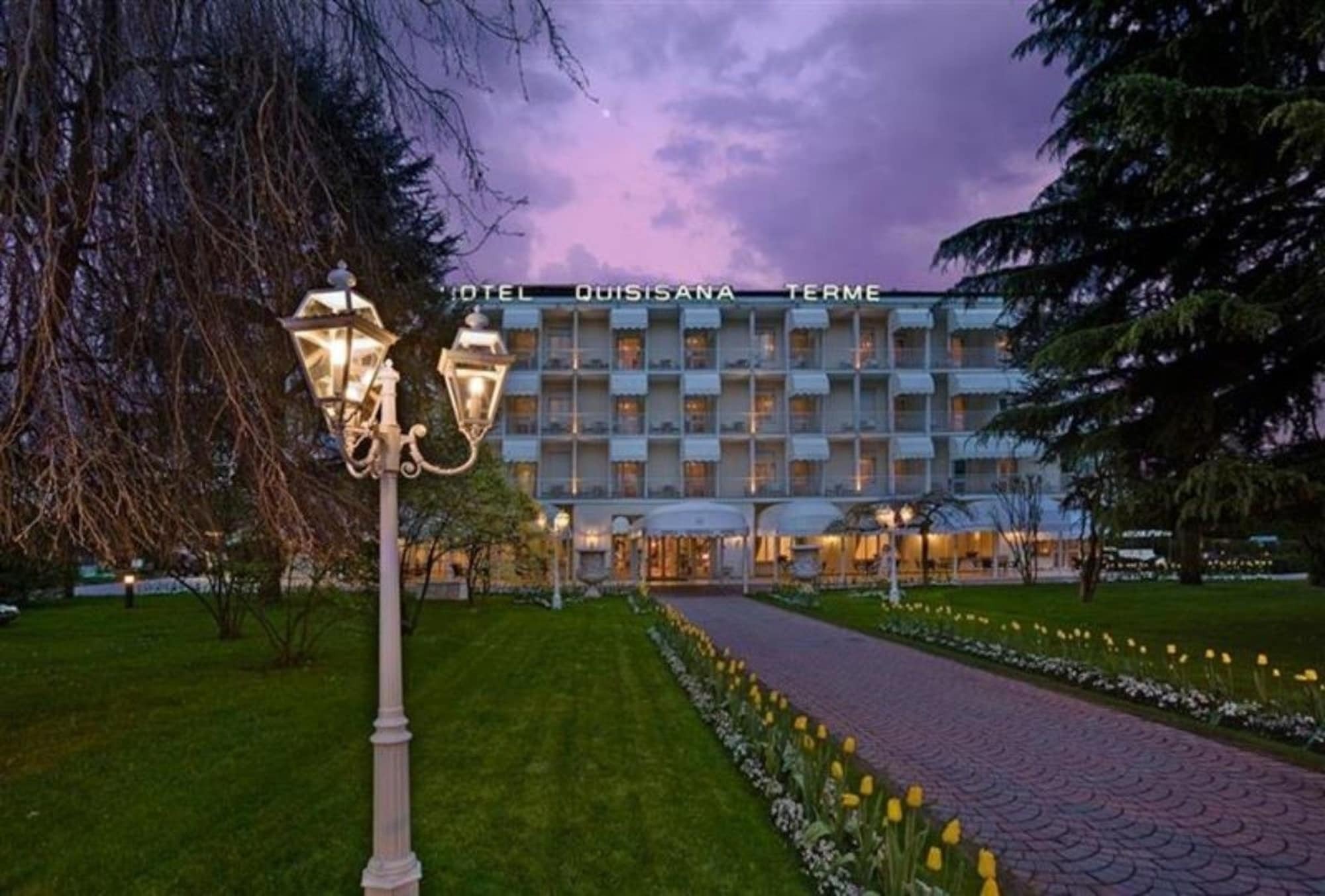 أبانو تيرمي Hotel Quisisana Terme المظهر الخارجي الصورة